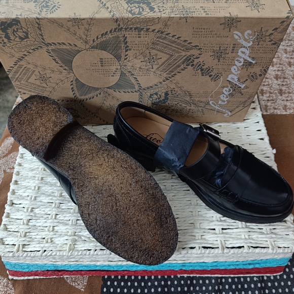 MJ LOAFER - Picture 2 of 6